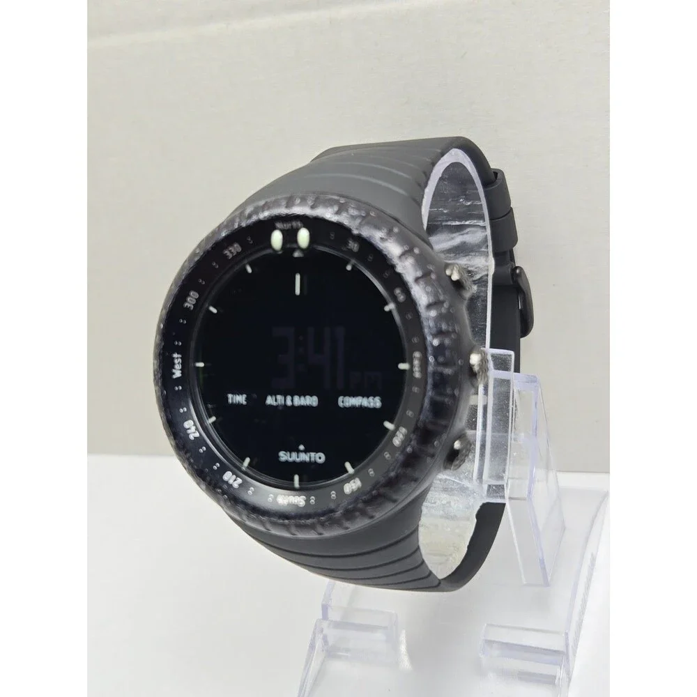 Suunto Core All Black Mens Digital Watch Altimeter Barometer Compass New Battery